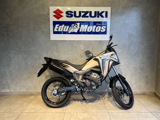 HONDA XRE 300 SAHARA ADVENTURE HONDA XRE 300 SAHARA ADVENTURE